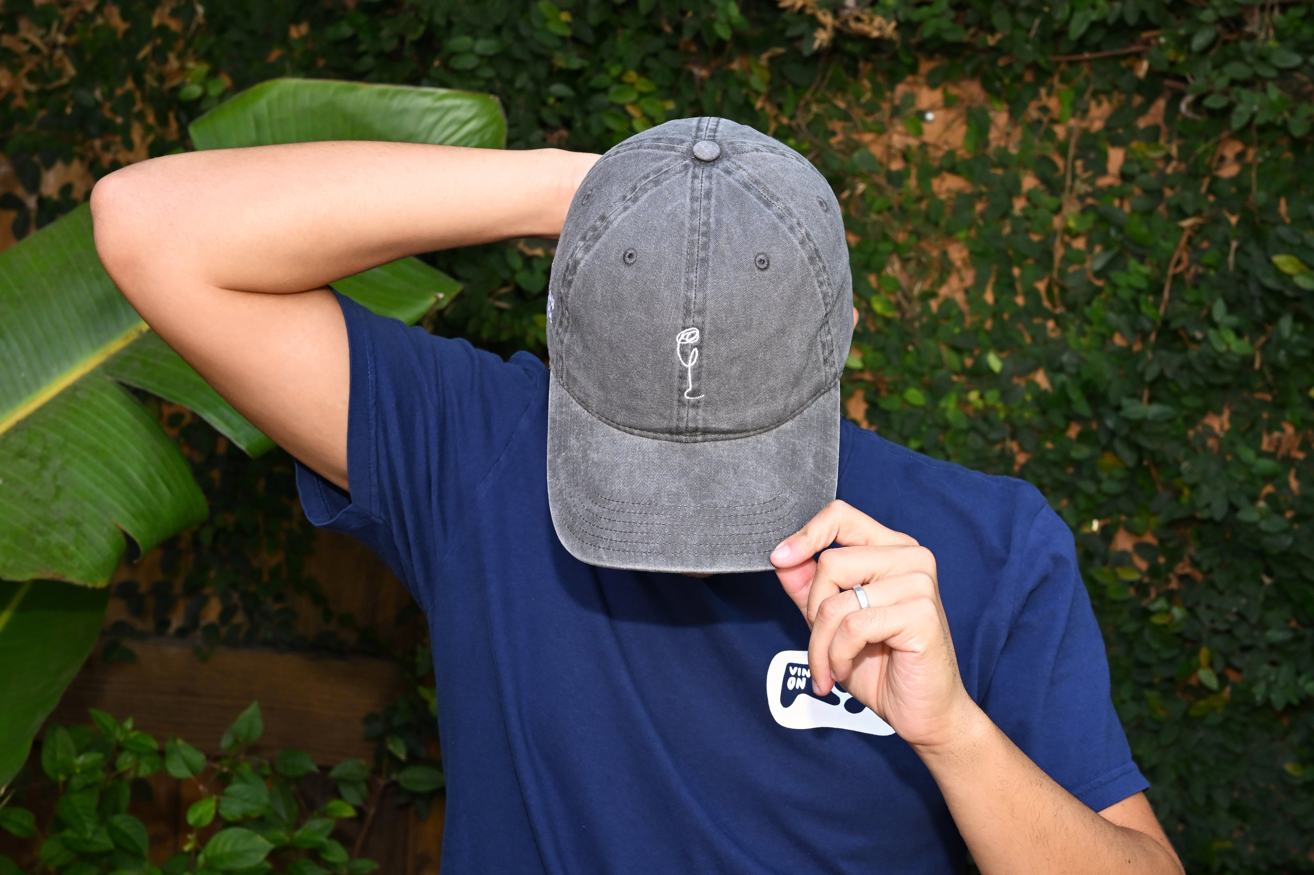 Wine bottle logo hat – Vin on Rose